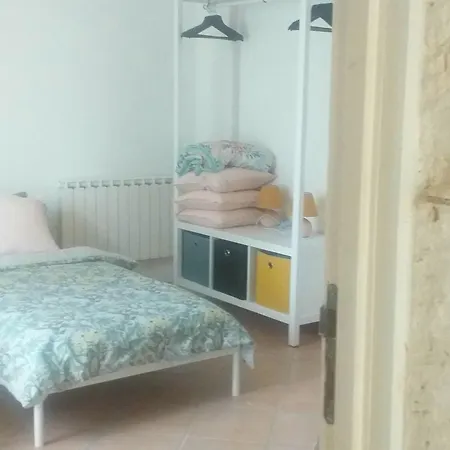 Les Volets Verts 'the Shutters' Tatil Evi Roussines