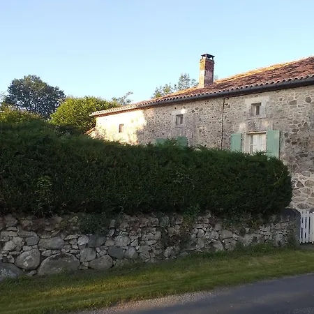 Tatil Evi Les Volets Verts 'the Shutters'